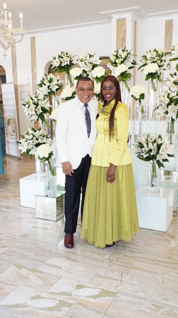 Prophète Rodrigue Ndeffo et Prophétesse Élisabeth Ndeffo